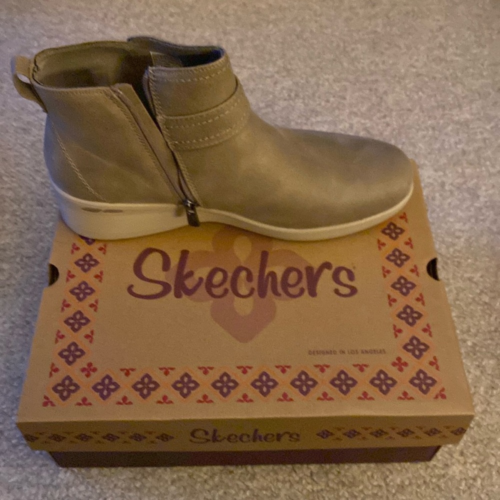 Skechers boots